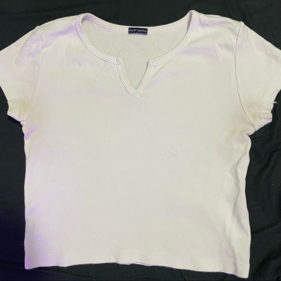 Brandy Melville Cropped Shirts - Picture 2 of 4